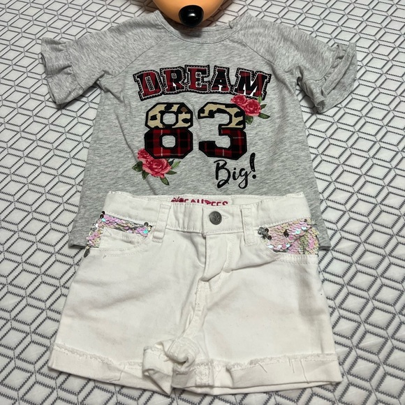 Children bundle - Picture 1 of 2